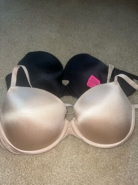 La SENZA Smooth Padded Bras in Nude and Black - 2-Pack
